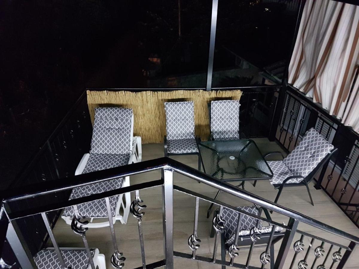 Sunshine Apartment With Private Pool And Parking Котор Екстер'єр фото